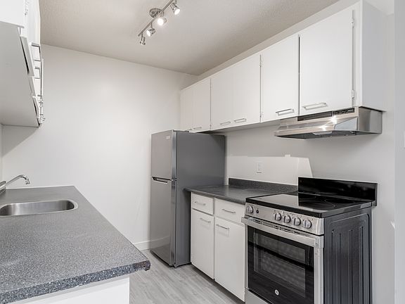 4th image of 14503 77th St NW