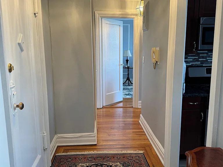 12 Hamilton Pl #D14 — Photo 2