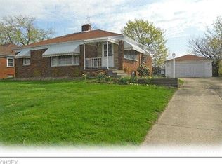 7019 Broadview Rd, Seven Hills, OH 44131