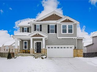 1425 SW Fairfax Rd, Lees Summit, MO 64083