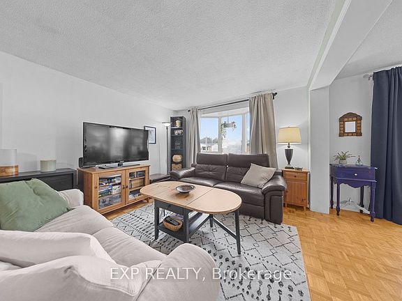 5th image of 396 Hatfield Cres
