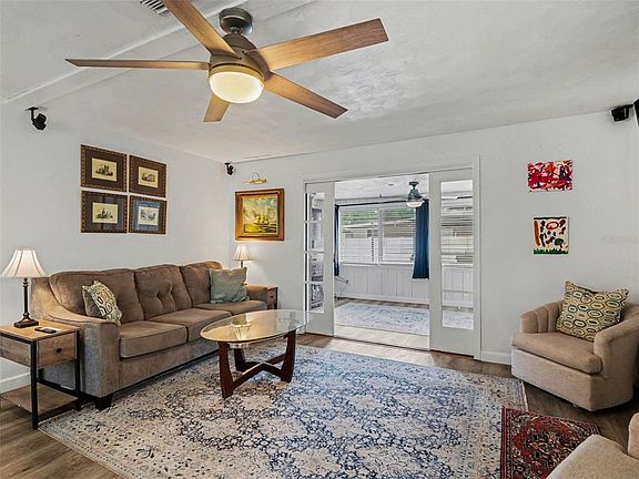 5th image of 4304 Midland Rd