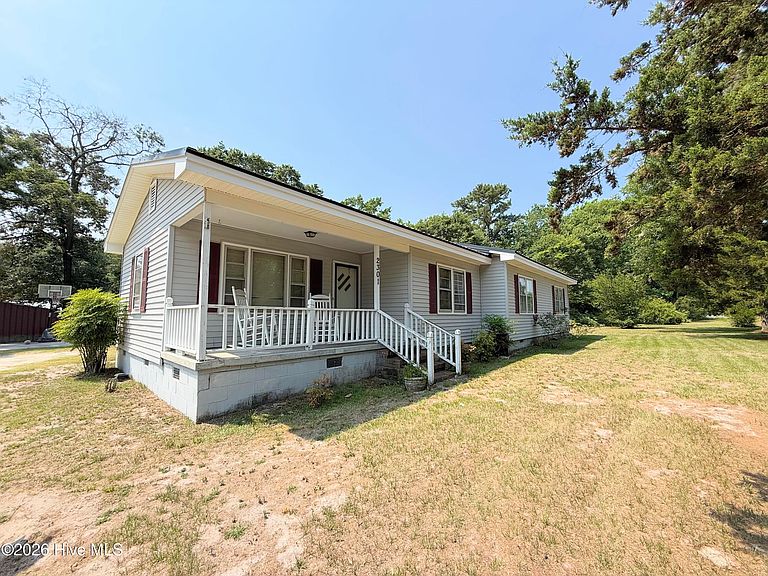 Listing photo 4