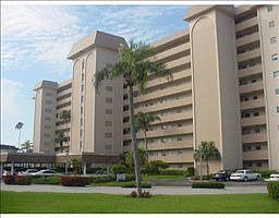 5th image of 5108 Brittany Dr S APT 102