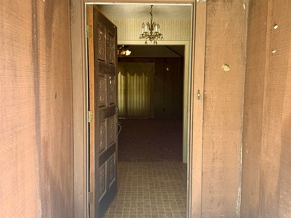 4th image of 410 S 15th St