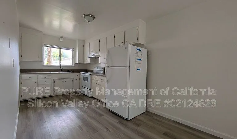 1798 Halterman Ave — Photo 8