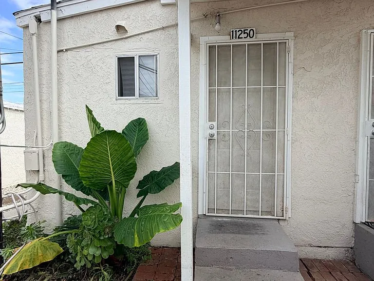 11254 Nardo St — Photo 1