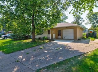 1007 N 1st St, Indianola, IA 50125