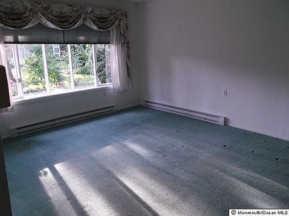 5th image of 1214 Shetland Drive #B