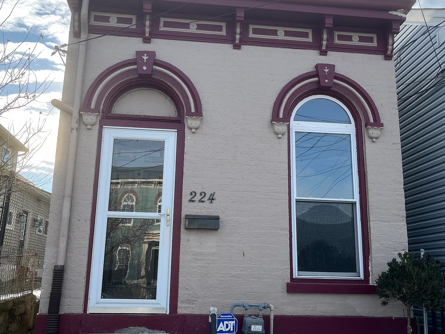 1 bed, 900 sqft, $1,300 — Photo 2