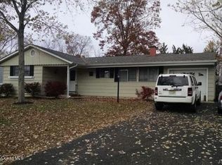 1086 Bay Ave, Toms River, NJ 08753