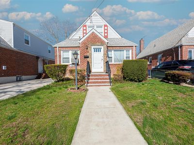 86-52 Musket Street, Queens Village, NY, 11427
