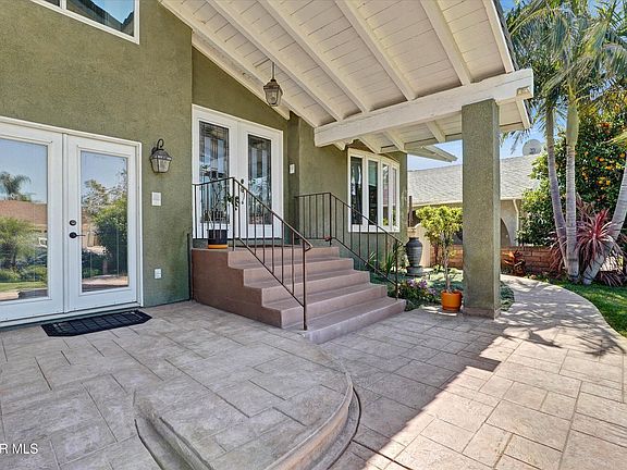 3rd image of 1860 N Claudia Ave