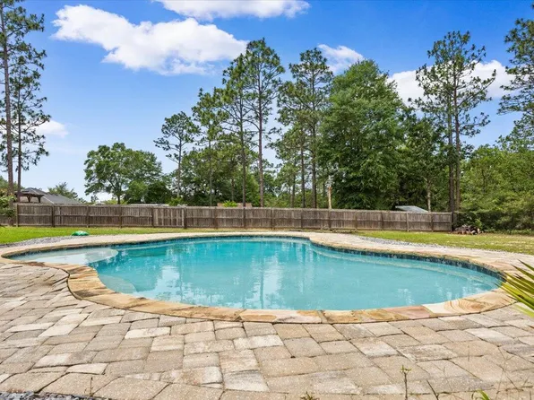 6458 Welannee Blvd, Laurel Hill, FL 32567