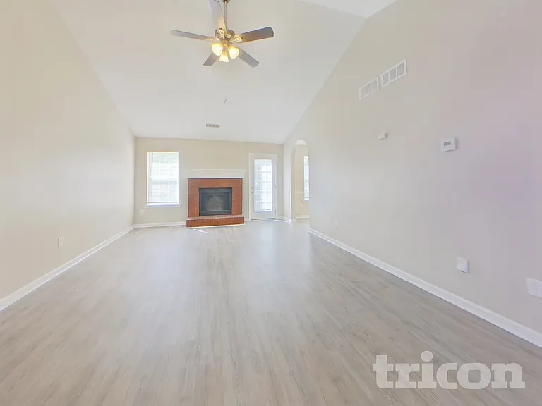 3710 Michaels Creek Way — Photo 3