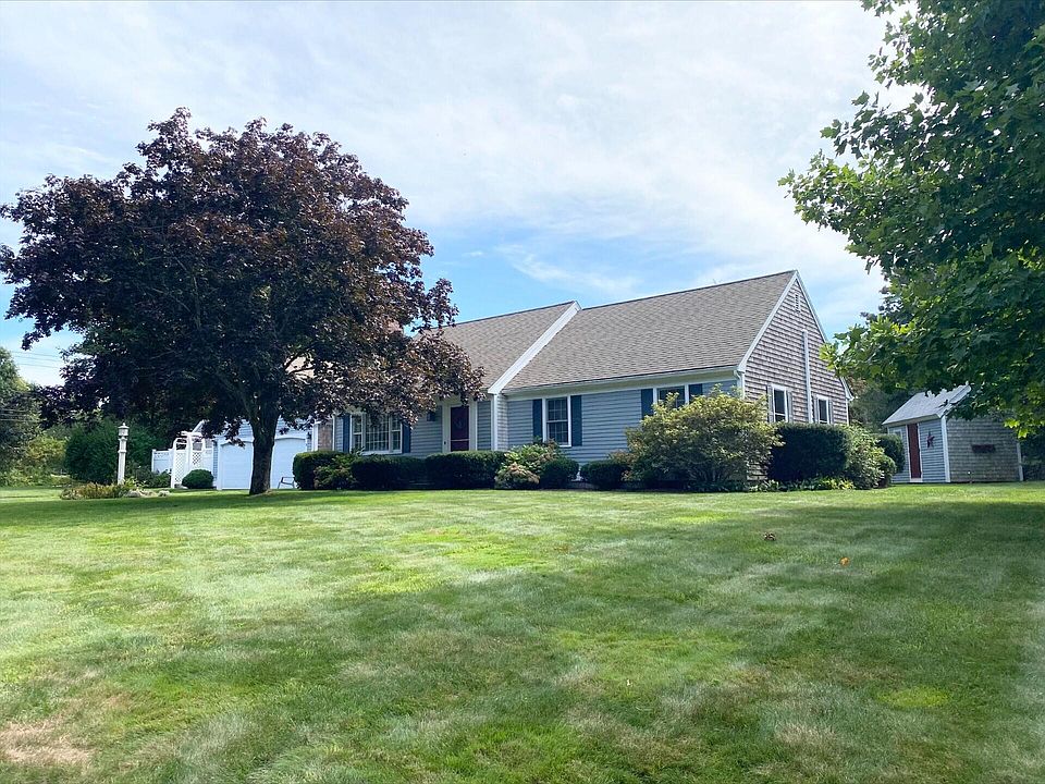 1st image of 3 Crestview Drive