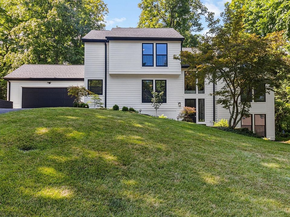 1st image of 7021 Royalgreen Dr