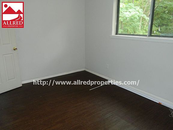 4th image of 1405 W Margaret Pl