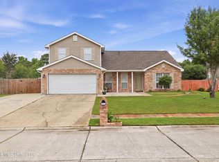 2232 Club Moss Cir, Biloxi, MS 39532