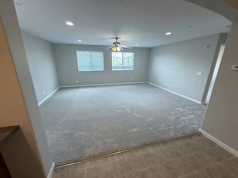 999 Village River Ln #B8 — Photo 3