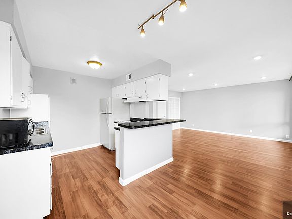 5th image of 3041 Los Prados St APT 104