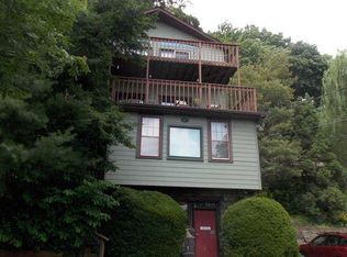 156 Undercliff Ave APT 2, Edgewater, NJ 07020