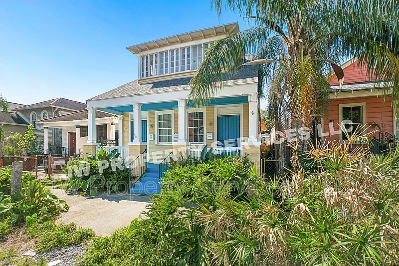2 bed, 1.0 bath, 640 sqft, $1,250 — Photo 1