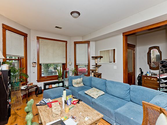5th image of 1320 W Farwell Ave #1