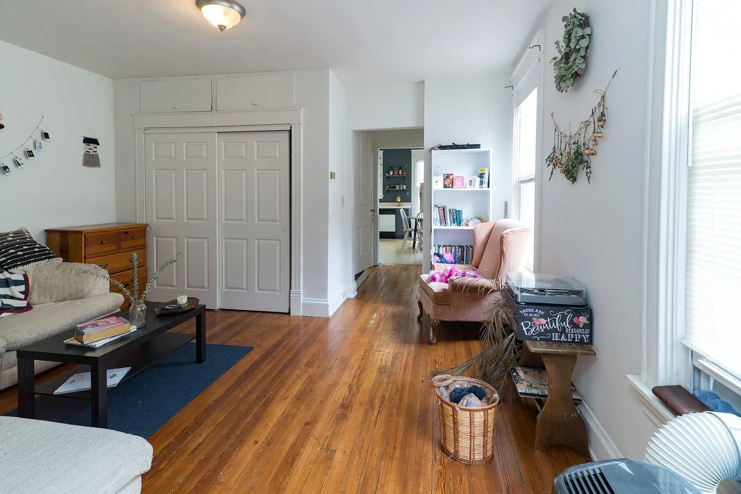 420 Ada St — Photo 2