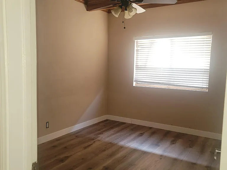 963 N Harvard Blvd #3A — Photo 7