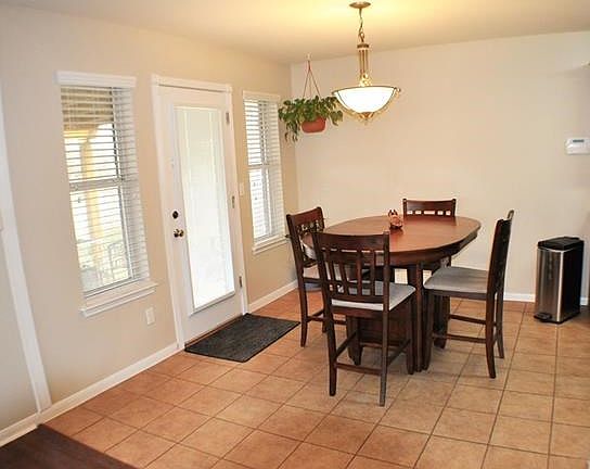 Eat-in kitchen.