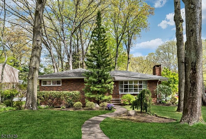 399 Plaza Rd N, Fair Lawn, NJ 07410 Zillow