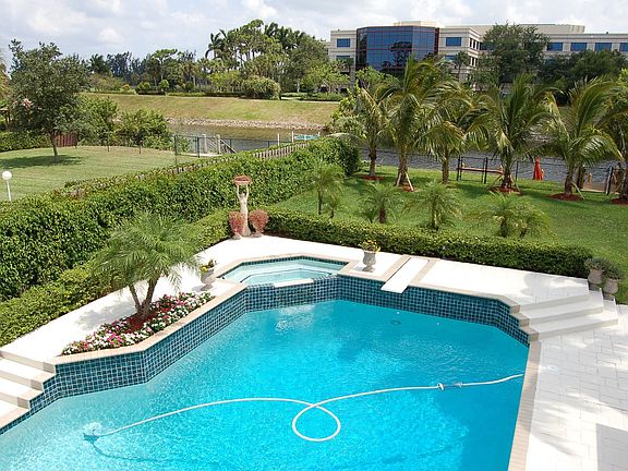 VIEW FROM LARGE UPSTAIRS BALCONY 