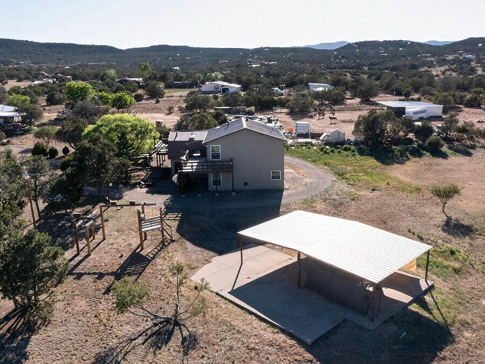 1st image of 10 Brenden Ln