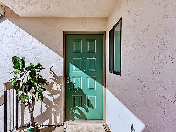 2nd image of 611 San Conrado Ter Unit 6