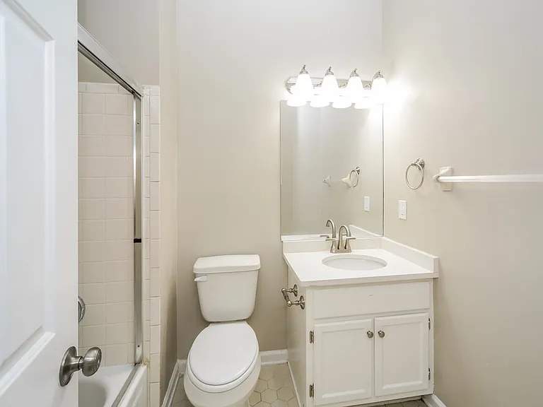 7203 Atterbury Cir E — Photo 14