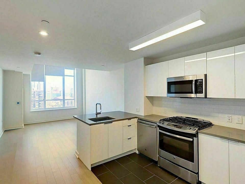 1st image of 45 Hoyt St APT 24B