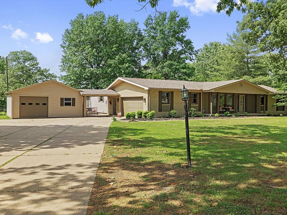 1st image of 1917 Bayview Dr