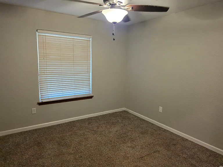 3720 Ray Hardy Dr — Photo 17