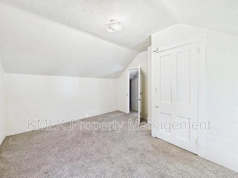 534 Gage St — Photo 27