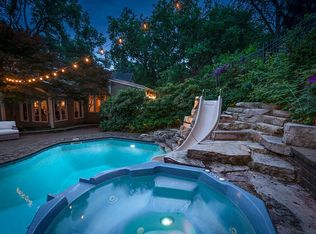 56 Cahill Rd, Trout Valley, IL 60013