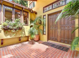 16814 Oak View Dr, Encino, CA 91436