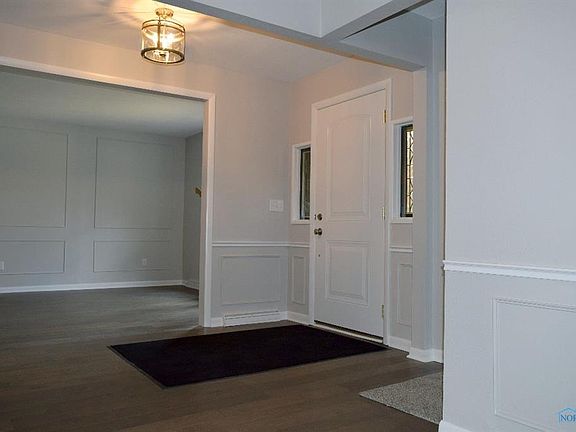 5th image of 2834 Meadowwood Dr