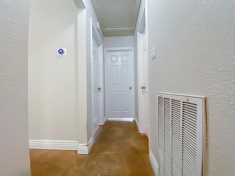 10408 Leaning Willow Dr — Photo 9