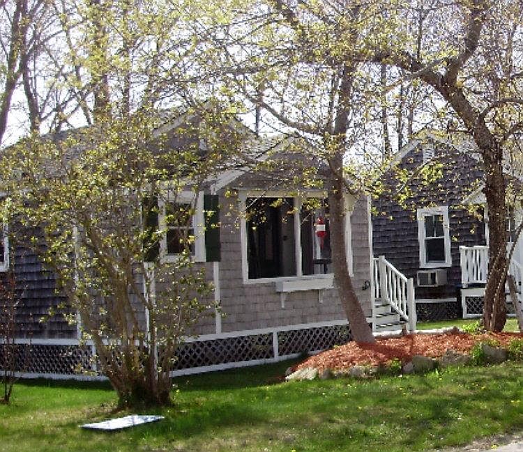 1st image of 15 Seacliff Avenue SE #1