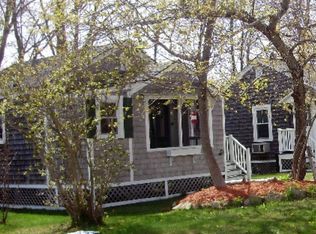 15 Seacliff Ave SE #1, Old Orchard Beach, ME 04064