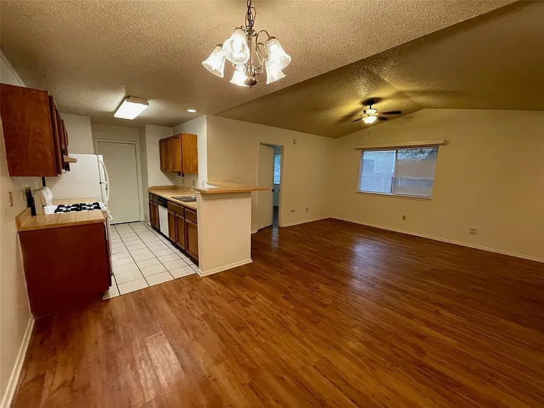 8005 W Gate Blvd #B — Photo 6