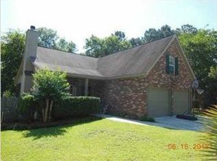 332 Bertram Rd, Summerville, SC 29485
