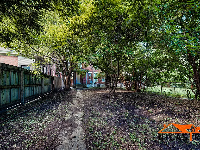 324 Buttles Ave — Photo 22