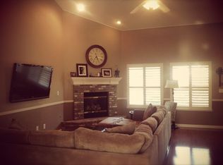 8941 N Laureen Ave, Fresno, CA